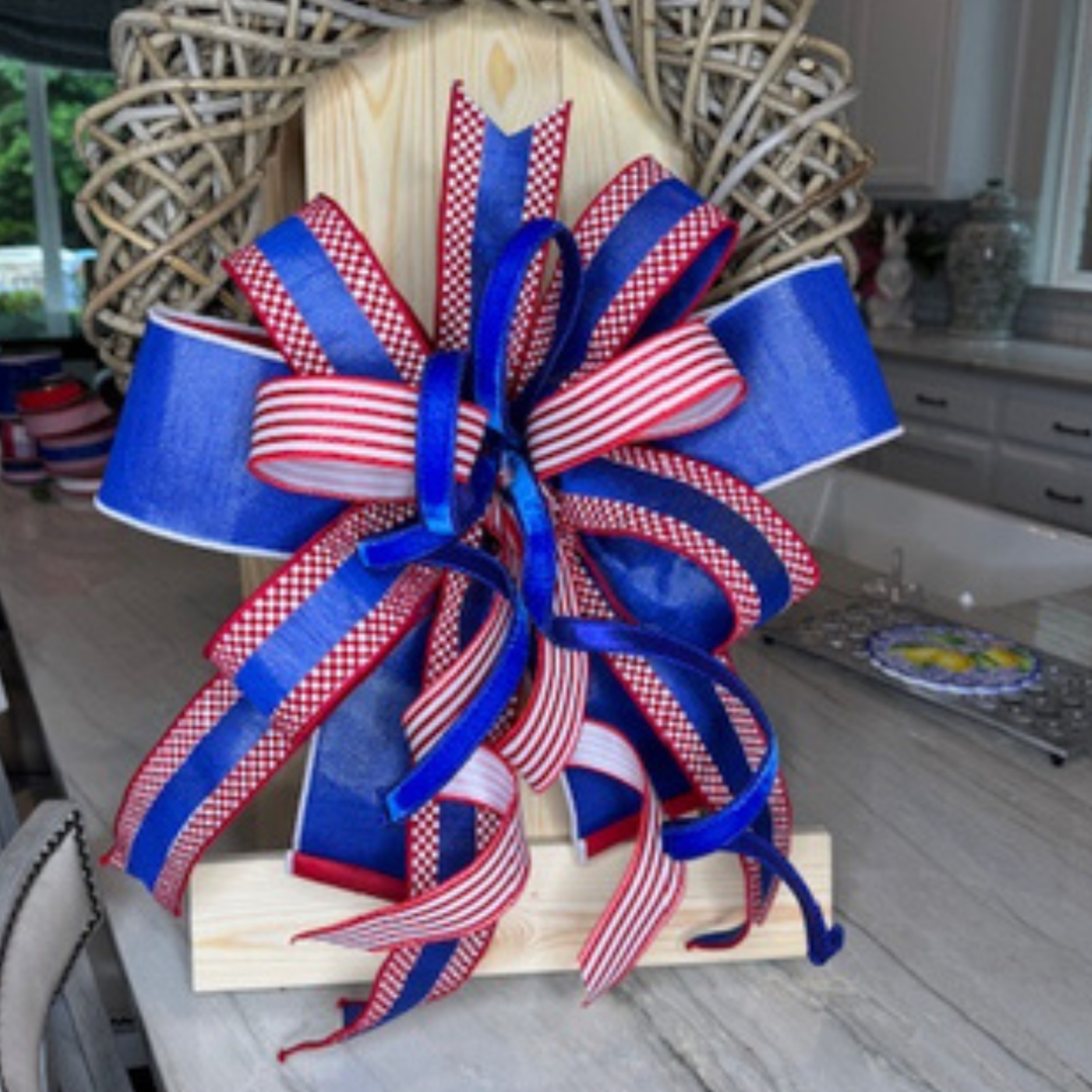 Patriotic Bow with or without 19.5" Rattan Wreath