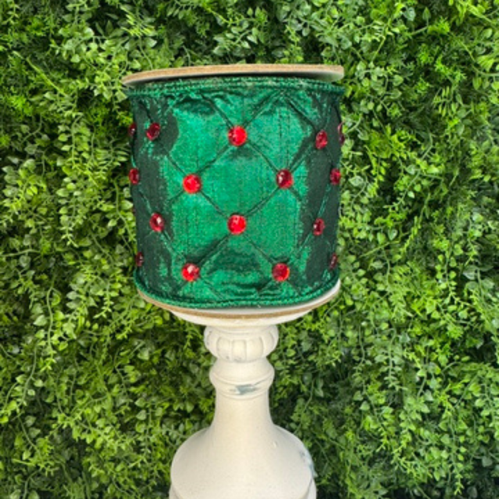 DC Exclusive Farrisilk Queen's Quilt wired ribbon in emerald green with sparkling red gems, 4-inch designer ribbon for luxury Christmas bows, wreaths, tree toppers, garlands, floral arrangements, gift wrapping, and elegant holiday home décor.