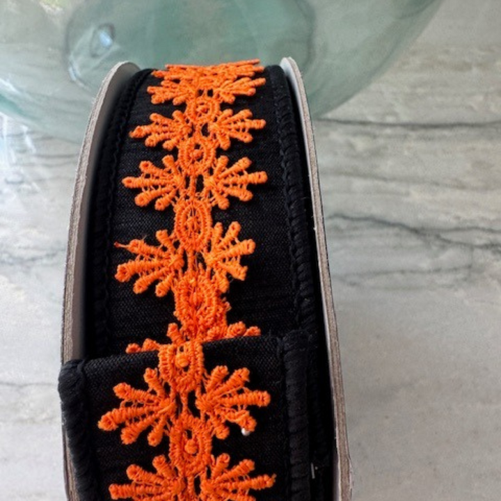 DC Exclusive Farrisilk 1.5" x 10 YD Spooky Lace Wired Ribbon in Black and Orange