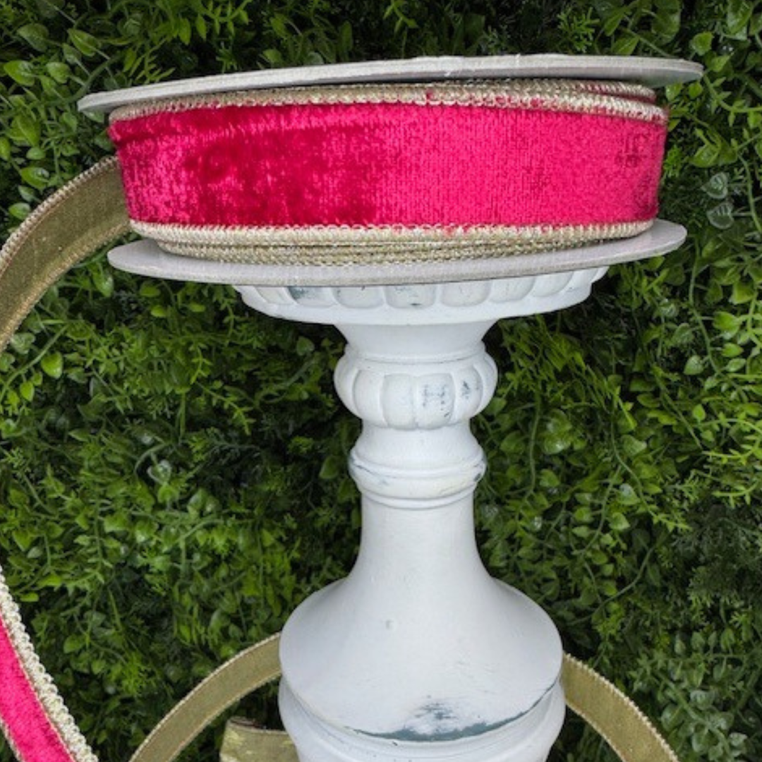 DC Exclusive - Farrisilk 1" X 10 YD Red and Gold Traditional Velvet