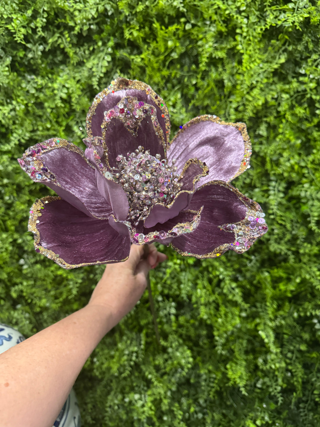 Farrisilk 10" Lavender Victorian Magnolia Stem