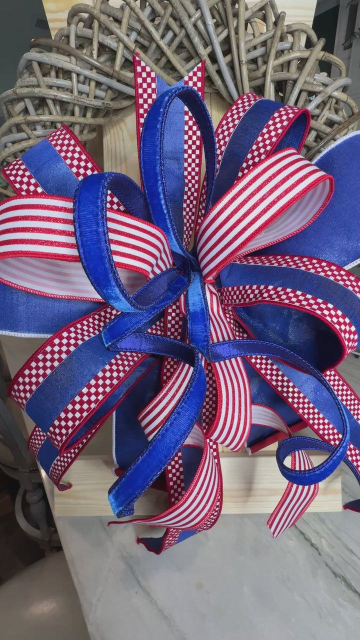 Patriotic Bow with or without 19.5" Rattan Wreath