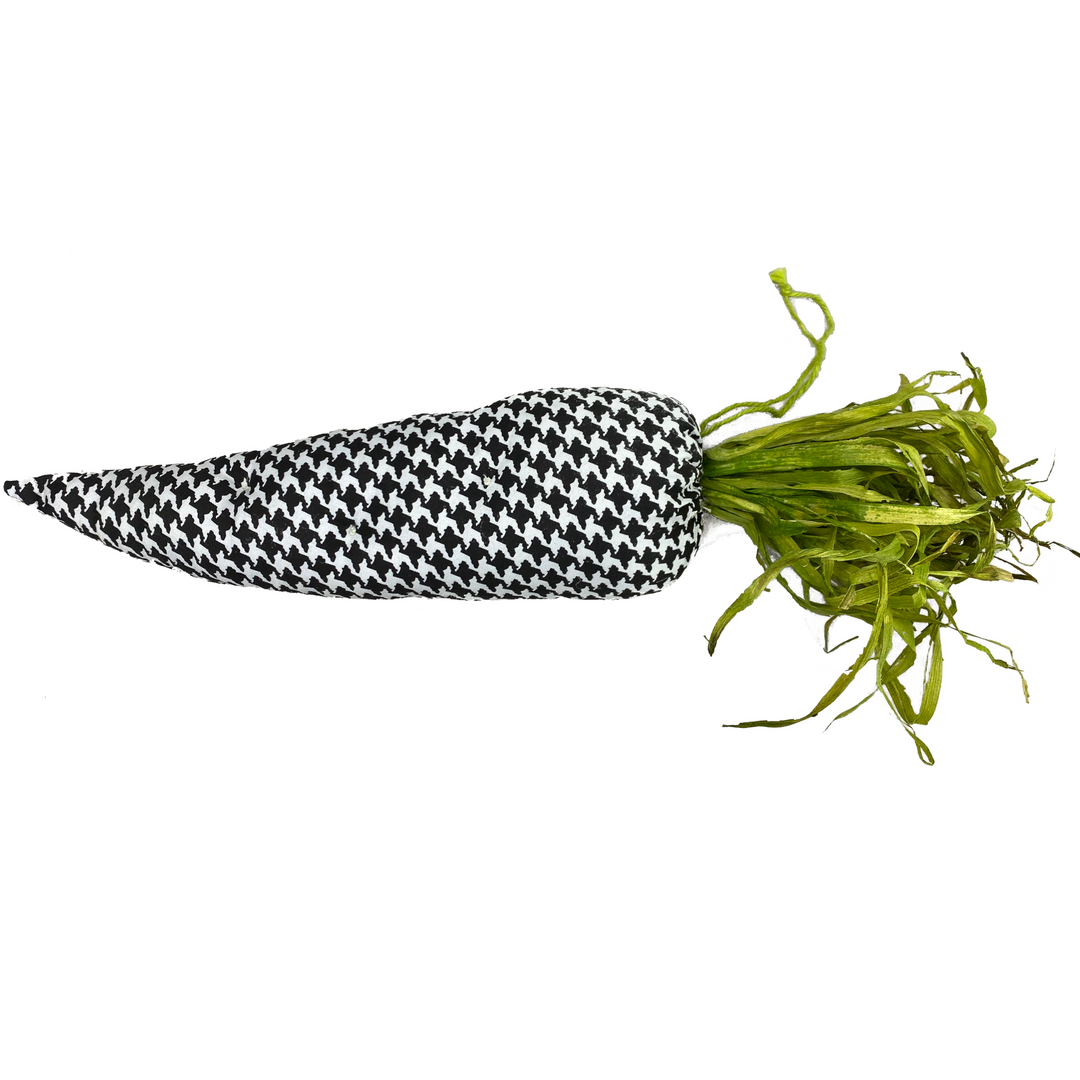 18" Houndstooth Carrot in Black/White